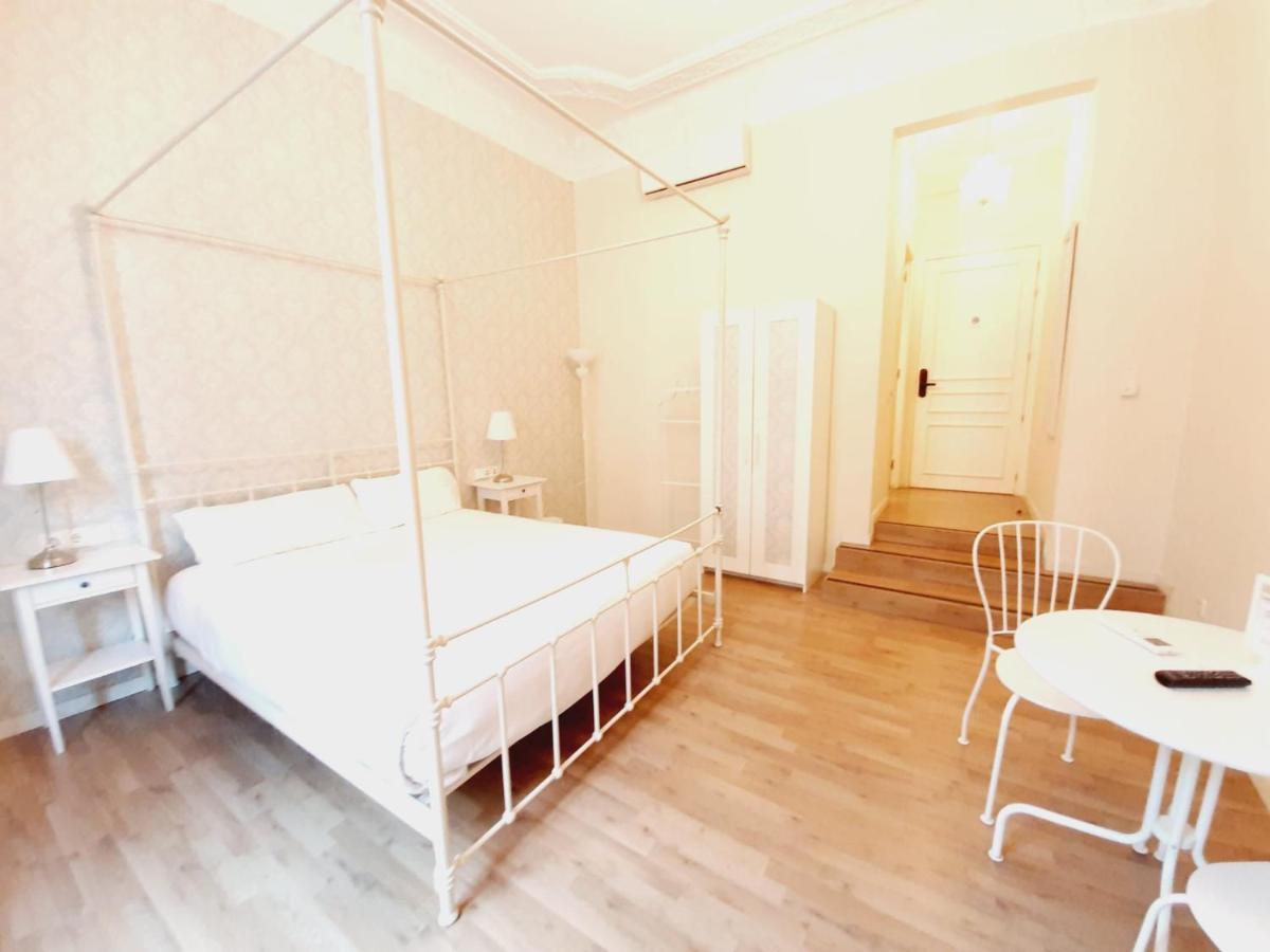 Lumine Luxury Suites By Gaiarooms Barcelona Zewnętrze zdjęcie