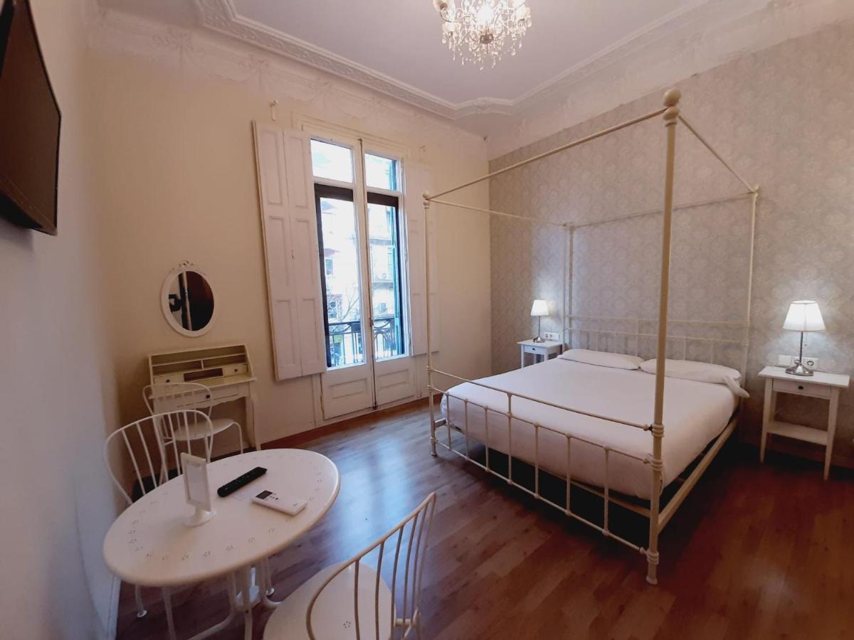 Lumine Luxury Suites By Gaiarooms Barcelona Zewnętrze zdjęcie